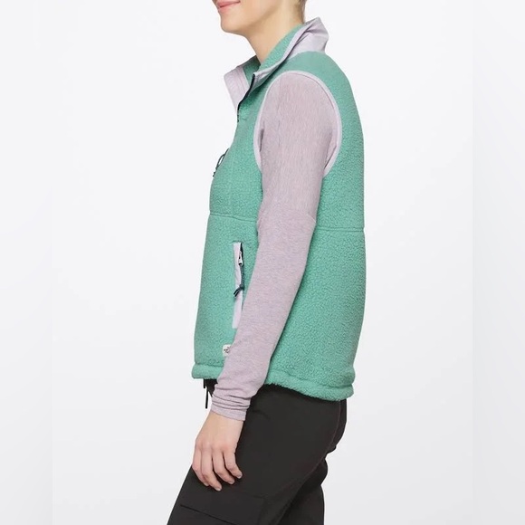 Women's Mint & Lavendar 'Cragmont' Fleece Vest - Picture 3 of 12